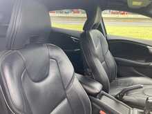 Volvo 2.0 T2 R-Design Pro Hatchback 5dr Petrol Manual Euro 6 (s/s) (122 ps)