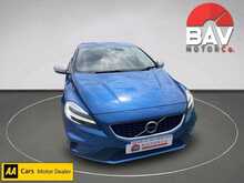 Volvo 2.0 T2 R-Design Pro Hatchback 5dr Petrol Manual Euro 6 (s/s) (122 ps)