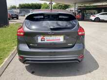 Ford 1.0T EcoBoost ST-Line Hatchback 5dr Petrol Manual Euro 6 (s/s) (125 ps)