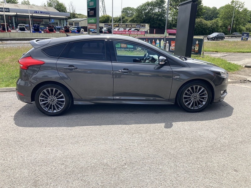 Ford 1.0T EcoBoost ST-Line Hatchback 5dr Petrol Manual Euro 6 (s/s) (125 ps)