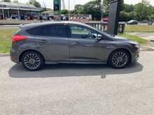 Ford 1.0T EcoBoost ST-Line Hatchback 5dr Petrol Manual Euro 6 (s/s) (125 ps)