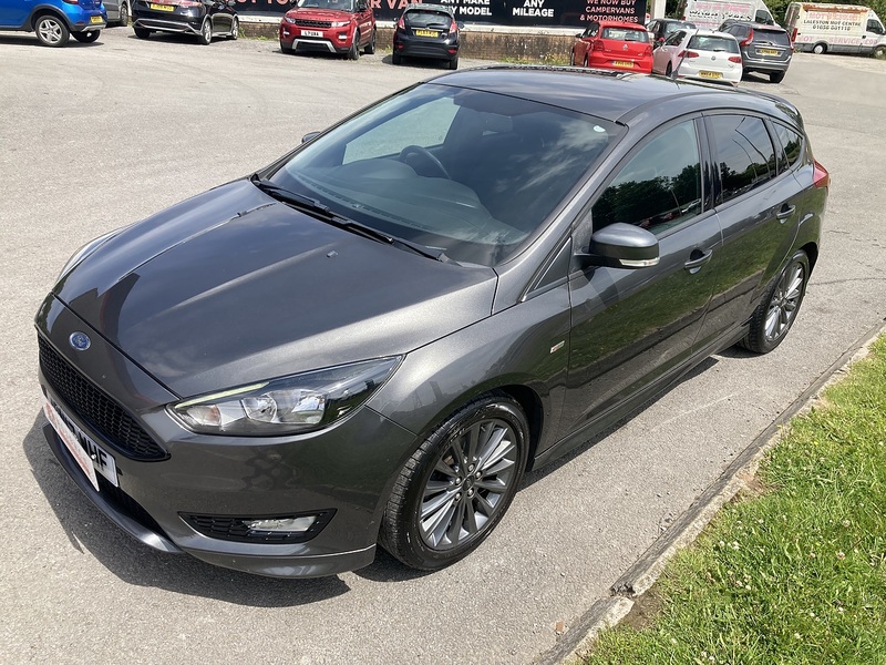 Ford 1.0T EcoBoost ST-Line Hatchback 5dr Petrol Manual Euro 6 (s/s) (125 ps)