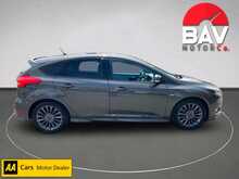Ford 1.0T EcoBoost ST-Line Hatchback 5dr Petrol Manual Euro 6 (s/s) (125 ps)