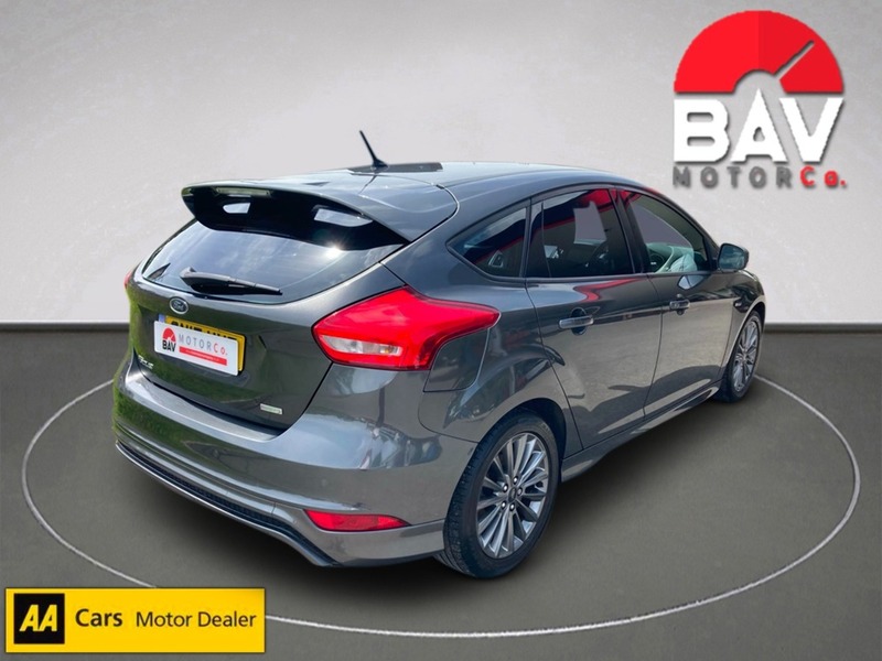 Ford 1.0T EcoBoost ST-Line Hatchback 5dr Petrol Manual Euro 6 (s/s) (125 ps)