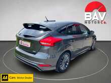 Ford 1.0T EcoBoost ST-Line Hatchback 5dr Petrol Manual Euro 6 (s/s) (125 ps)