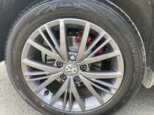 Volkswagen 1.0 TSI BlueMotion Tech SE Nav Hatchback 3dr Petrol Manual Euro 6 (s/s) (110 bhp)
