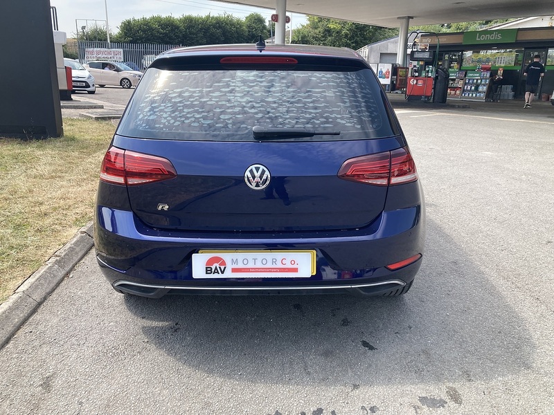 Volkswagen 1.0 TSI BlueMotion Tech SE Nav Hatchback 3dr Petrol Manual Euro 6 (s/s) (110 bhp)