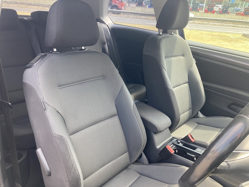 Volkswagen 1.0 TSI BlueMotion Tech SE Nav Hatchback 3dr Petrol Manual Euro 6 (s/s) (110 bhp)