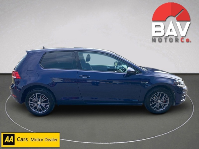 Volkswagen 1.0 TSI BlueMotion Tech SE Nav Hatchback 3dr Petrol Manual Euro 6 (s/s) (110 bhp)