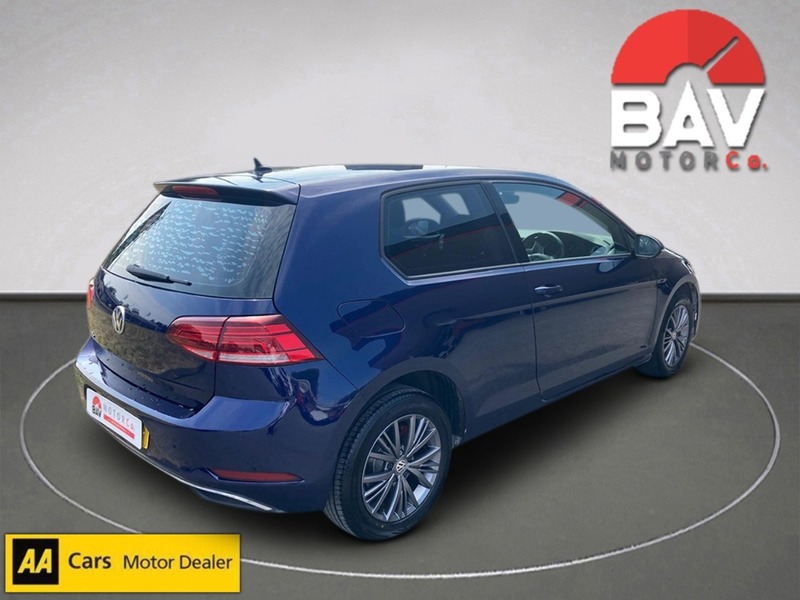 Volkswagen 1.0 TSI BlueMotion Tech SE Nav Hatchback 3dr Petrol Manual Euro 6 (s/s) (110 bhp)