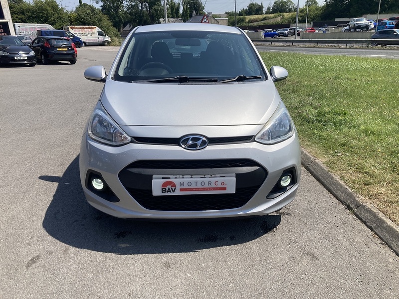 Hyundai 1.2 SE Hatchback 5dr Petrol Manual Euro 5 (87 ps)