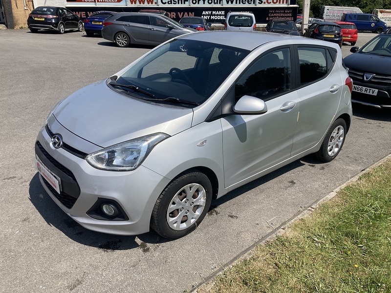 Hyundai 1.2 SE Hatchback 5dr Petrol Manual Euro 5 (87 ps)