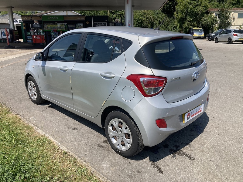 Hyundai 1.2 SE Hatchback 5dr Petrol Manual Euro 5 (87 ps)