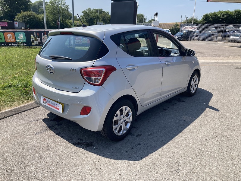 Hyundai 1.2 SE Hatchback 5dr Petrol Manual Euro 5 (87 ps)