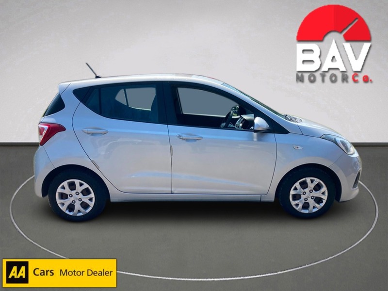 Hyundai 1.2 SE Hatchback 5dr Petrol Manual Euro 5 (87 ps)
