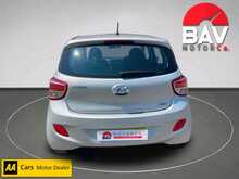 Hyundai 1.2 SE Hatchback 5dr Petrol Manual Euro 5 (87 ps)