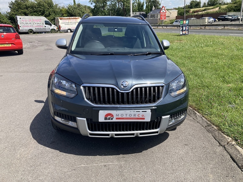 Skoda 2.0 TDI SE Outdoor 5dr Diesel Manual Euro 5 (110 ps)