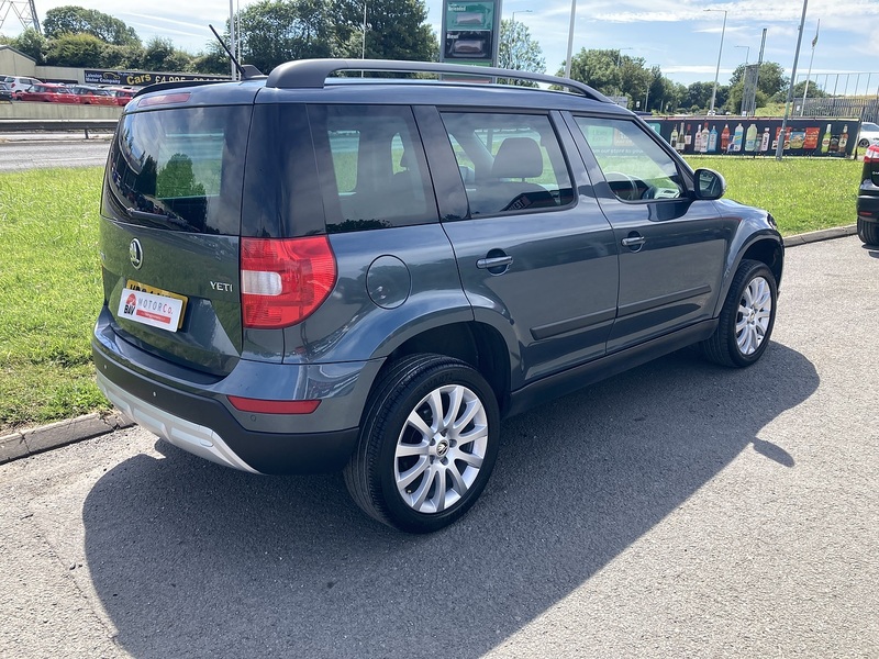 Skoda 2.0 TDI SE Outdoor 5dr Diesel Manual Euro 5 (110 ps)