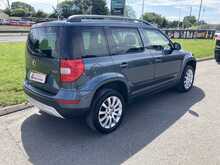 Skoda 2.0 TDI SE Outdoor 5dr Diesel Manual Euro 5 (110 ps)