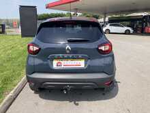 Renault 0.9 TCe ENERGY Iconic SUV 5dr Petrol Manual Euro 6 (s/s) (90 ps)