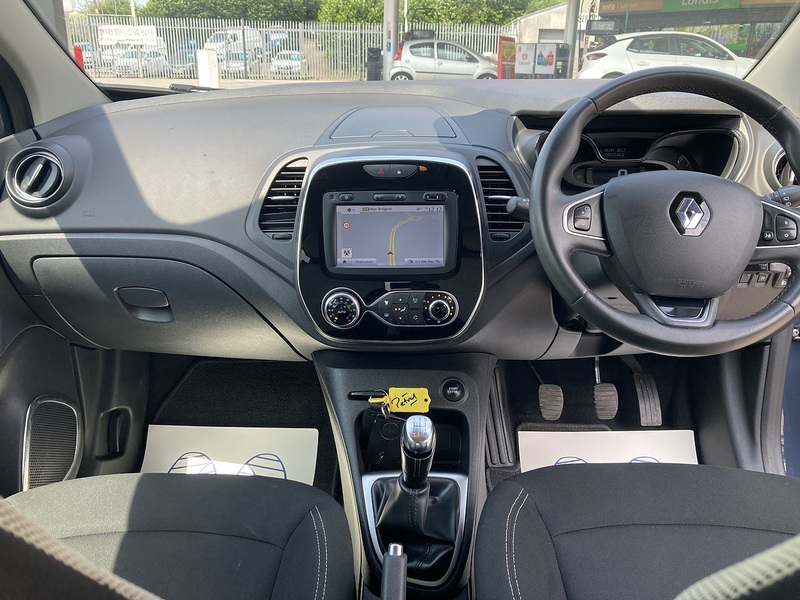 Renault 0.9 TCe ENERGY Iconic SUV 5dr Petrol Manual Euro 6 (s/s) (90 ps)