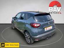 Renault 0.9 TCe ENERGY Iconic SUV 5dr Petrol Manual Euro 6 (s/s) (90 ps)