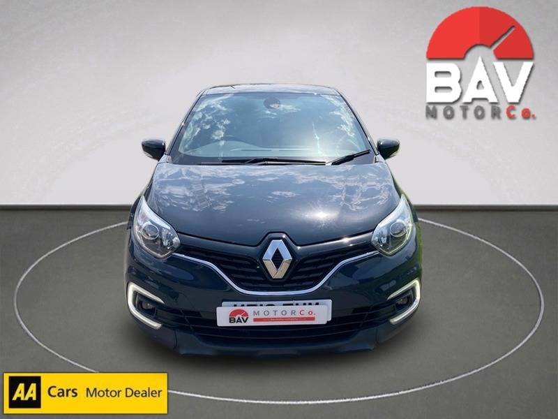 Renault 0.9 TCe ENERGY Iconic SUV 5dr Petrol Manual Euro 6 (s/s) (90 ps)