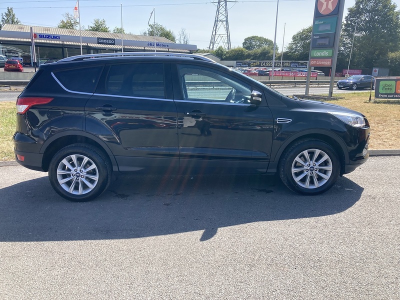 Ford 2.0 TDCi Titanium SUV 5dr Diesel Manual 2WD Euro 6 (s/s) (150 ps)