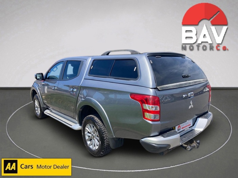 Mitsubishi 2.4 DI-D DC Warrior Pickup Double Cab 4dr Diesel Auto 4WD Euro 6 (178 ps)