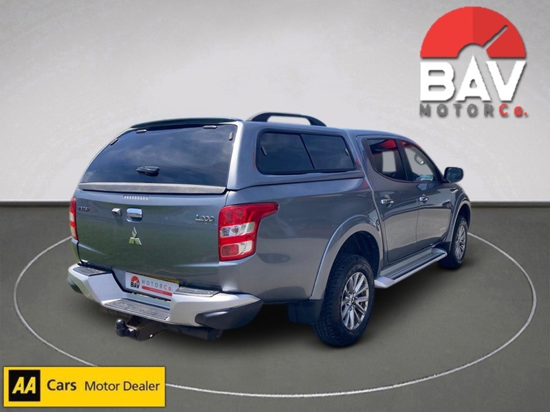Mitsubishi 2.4 DI-D DC Warrior Pickup Double Cab 4dr Diesel Auto 4WD Euro 6 (178 ps)