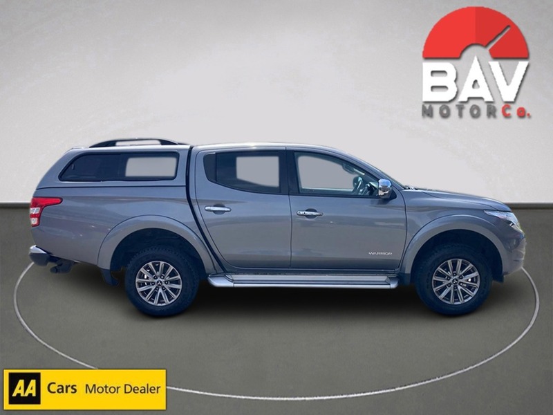 Mitsubishi 2.4 DI-D DC Warrior Pickup Double Cab 4dr Diesel Auto 4WD Euro 6 (178 ps)