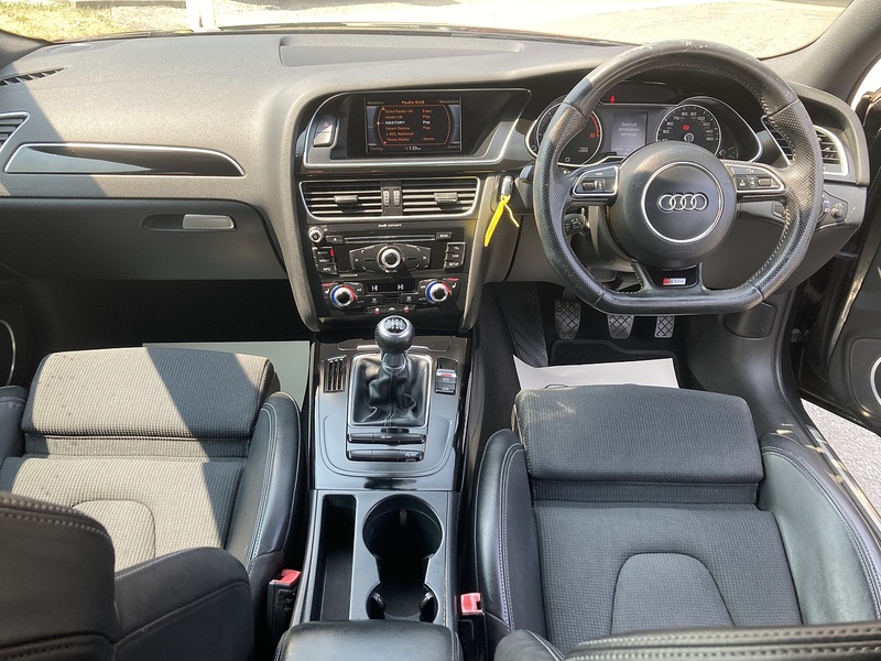 Audi 2.0 TDI Black Edition Estate 5dr Diesel Manual Euro 5 (s/s) (150 ps)