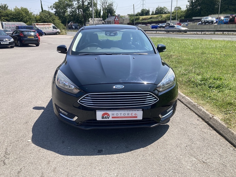 Ford 1.0T EcoBoost Titanium Hatchback 5dr Petrol Manual Euro 6 (s/s) (125 ps)