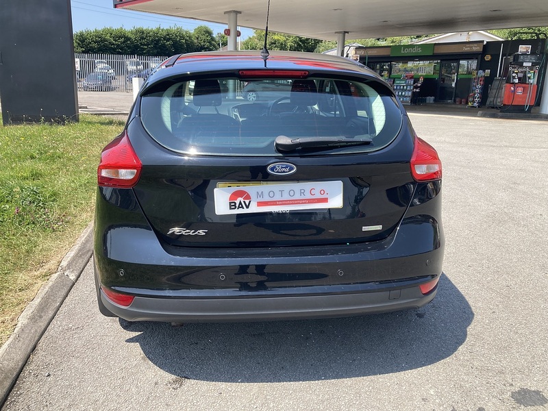 Ford 1.0T EcoBoost Titanium Hatchback 5dr Petrol Manual Euro 6 (s/s) (125 ps)