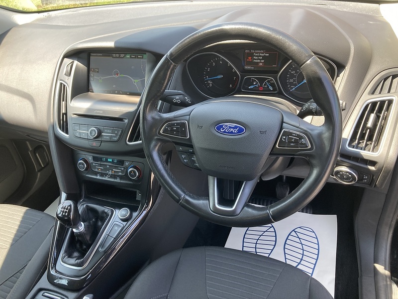 Ford 1.0T EcoBoost Titanium Hatchback 5dr Petrol Manual Euro 6 (s/s) (125 ps)