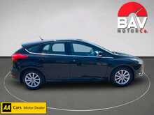 Ford 1.0T EcoBoost Titanium Hatchback 5dr Petrol Manual Euro 6 (s/s) (125 ps)