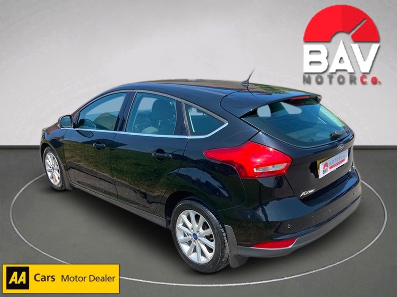 Ford 1.0T EcoBoost Titanium Hatchback 5dr Petrol Manual Euro 6 (s/s) (125 ps)