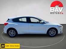 Ford 1.5 EcoBlue Zetec Hatchback 5dr Diesel Manual Euro 6 (s/s) (120 ps)
