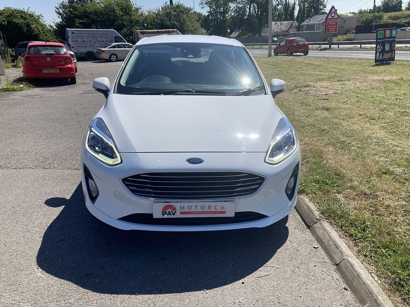 Ford 1.0T EcoBoost Zetec Hatchback 5dr Petrol Manual Euro 6 (s/s) (100 ps)