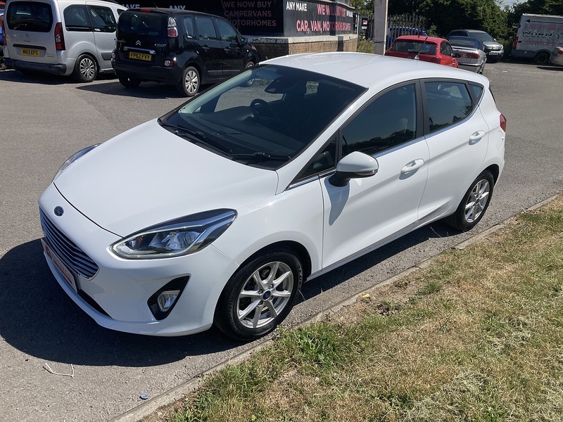 Ford 1.0T EcoBoost Zetec Hatchback 5dr Petrol Manual Euro 6 (s/s) (100 ps)