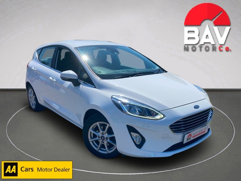 Ford 1.0T EcoBoost Zetec Hatchback 5dr Petrol Manual Euro 6 (s/s) (100 ps)
