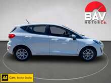 Ford 1.0T EcoBoost Zetec Hatchback 5dr Petrol Manual Euro 6 (s/s) (100 ps)