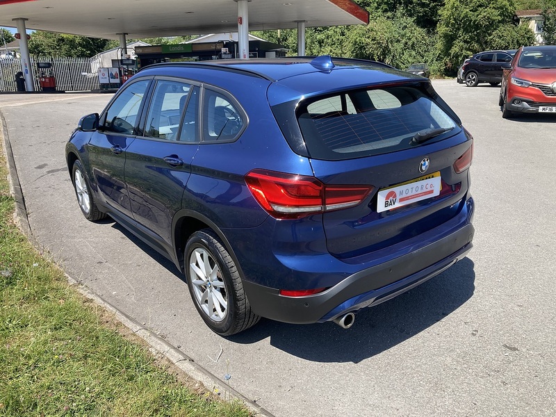 BMW 1.5 18i SE SUV 5dr Petrol Manual sDrive Euro 6 (s/s) (136 ps)