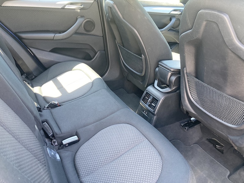 BMW 1.5 18i SE SUV 5dr Petrol Manual sDrive Euro 6 (s/s) (136 ps)