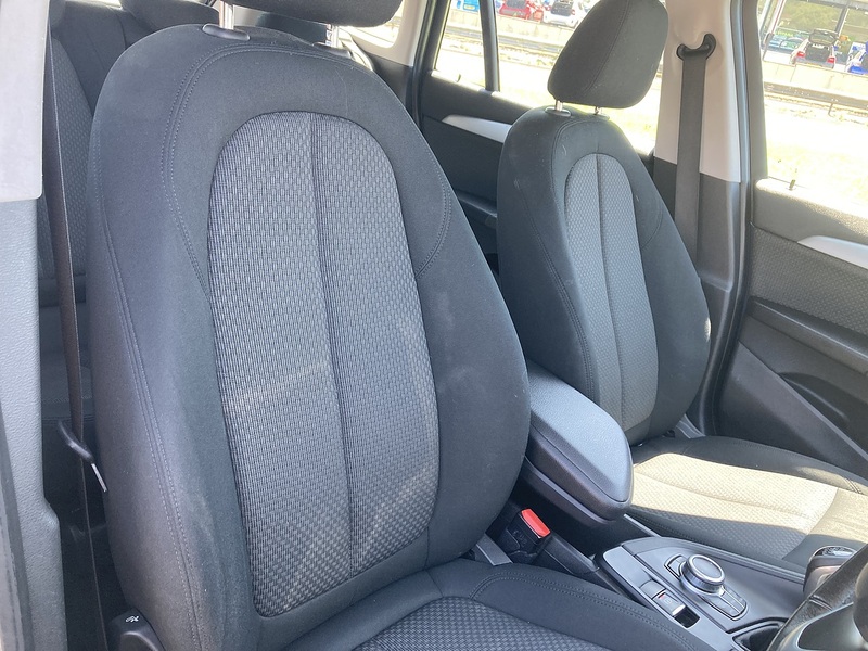 BMW 1.5 18i SE SUV 5dr Petrol Manual sDrive Euro 6 (s/s) (136 ps)