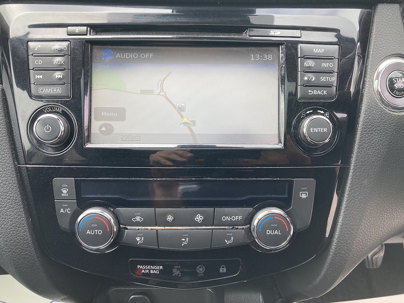 Nissan 1.5 dCi N-Connecta SUV 5dr Diesel Manual 2WD Euro 6 (s/s) (110 ps)
