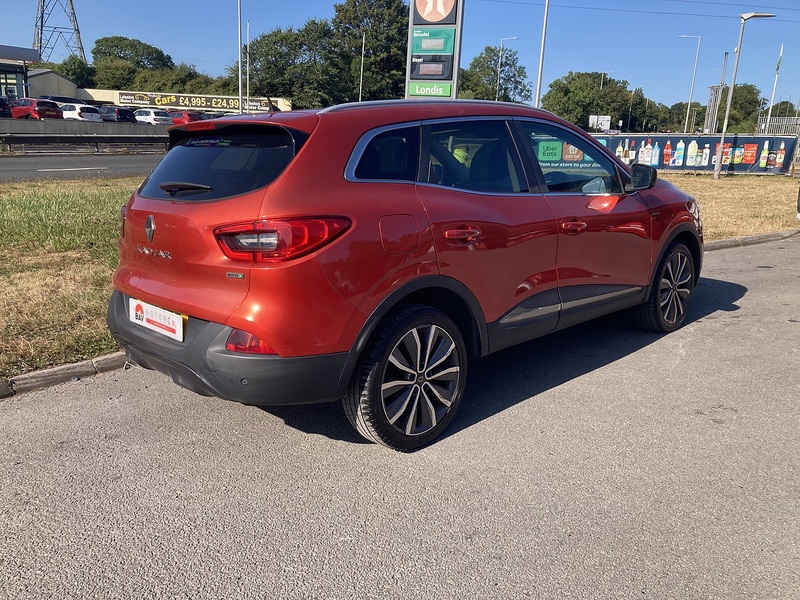 Renault 1.5 dCi Signature Nav SUV 5dr Diesel EDC Euro 6 (s/s) (110 ps)