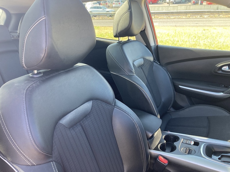 Renault 1.5 dCi Signature Nav SUV 5dr Diesel EDC Euro 6 (s/s) (110 ps)