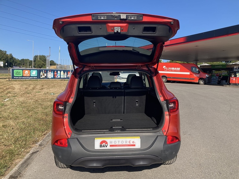 Renault 1.5 dCi Signature Nav SUV 5dr Diesel EDC Euro 6 (s/s) (110 ps)