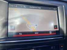 Renault 1.5 dCi Signature Nav SUV 5dr Diesel EDC Euro 6 (s/s) (110 ps)